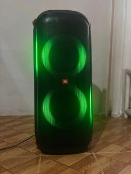 Caixa de Som JBL Partybox 710 800w