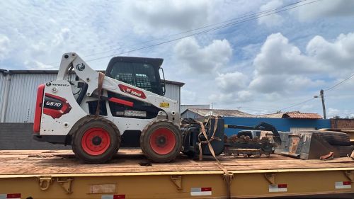 Bobcat S570  usado novo