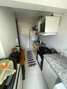 Apartamento com 2 dormitórios para alugar, 52 m² por R$ 2.640/mês - Parque Residencial Fla