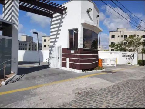 Compartilhar(dividir ) Apartamento, 500,00$. Nova Parnamirim cond. Jangadas.