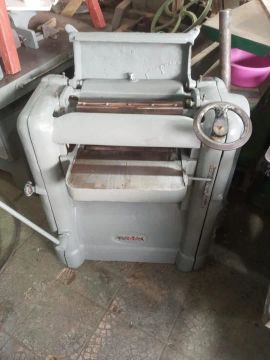 Vendo Plaina Desengrossadeira Atamak 40 cm - eixo misto. Oportunidade!!!