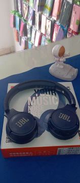 Fone de Ouvido JBL Bluetooth Sem Fio - Novo
