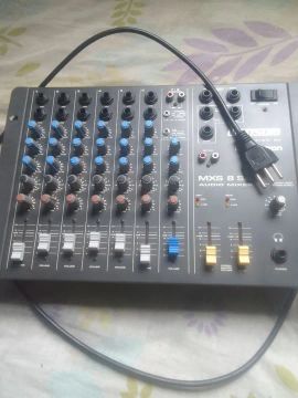 Mesa de Som 8 Canais MXS 8 SA