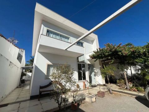 Locação de Casas / Padrão na cidade de Palmas
