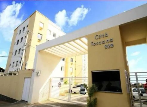 Vendo apartamento em Lauro de Freitas- Condomínio Citta Toscana