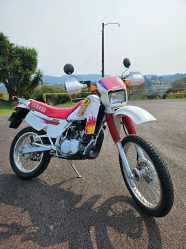 Yamaha DT 200