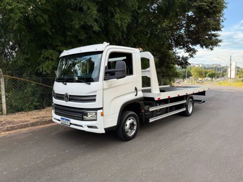 Caminhão VW 9.170 Completo  Plataforma 5 metros e meio e asa delta
