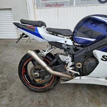 Sucata de moto para retirada de peças Suzuki GSXR 1000 2005 