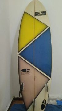 PRANCHA DE SURF 5'10" USADA E COMPLETA