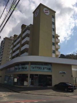 Apartamento semi mobiliado no Edifício Riverside com 01 dormitório próximo a Furb