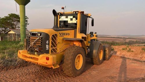 Pá Carregadeira Volvo L60F