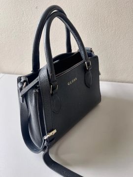 Bolsa em couro legítimo 