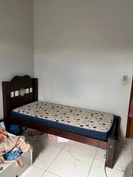 Cama solteiro madeira maciça 