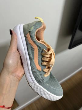 Tênis Vans ( novinhos) 