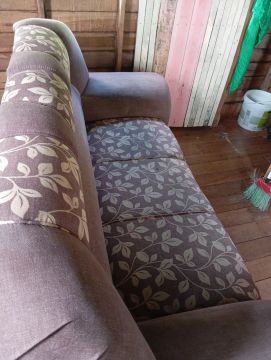 Vendo sofá ? perfeito estado falta só limpar ?