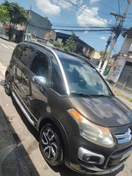 Air Cross exclusive 1.6 completo 2 dono 