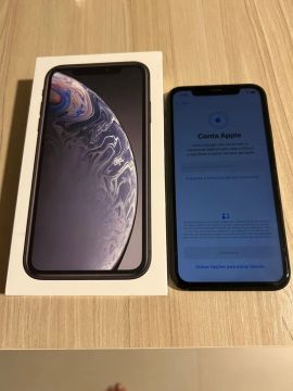 iPhone XR 
