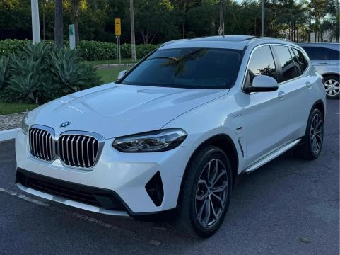 BMW X3 xDrive 30e X-Line 2023 - Oportunidade