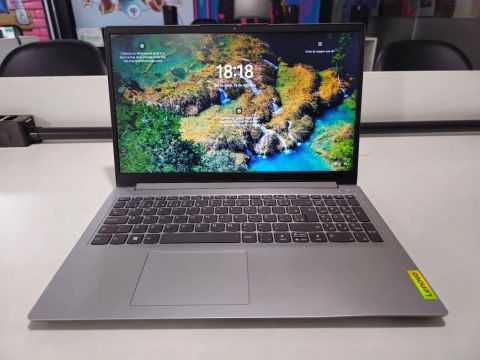 Notebook Lenovo - Tela 15.6