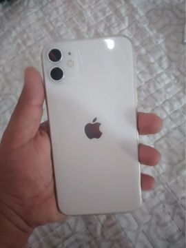 IPHONE 11 com caixa 