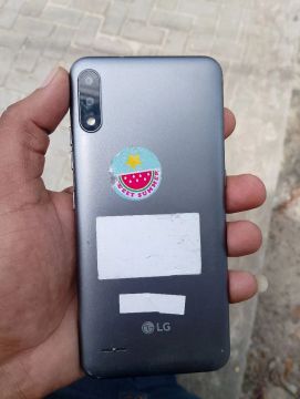 LG K10 - 2017 - Smartphone