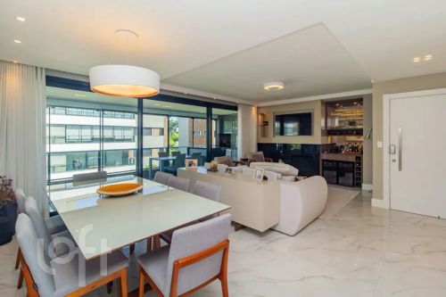 Apartamento à venda em Ipanema com 162 m², 3 quartos, 3 suítes, 3 vagas
