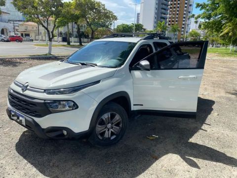 Fiat Toro Flex 1.8 S Design