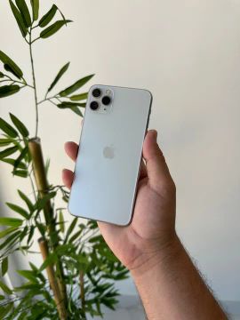 iPhone 11 Pro Max - 64GB - Branco