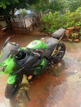 Kawasaki ninja 250r 2010