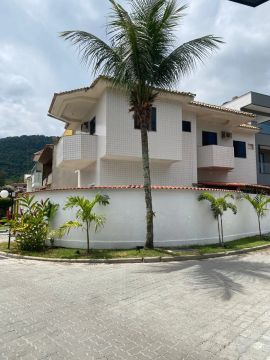 IVS IMOBILIARIA ALUGA CASA EM CONDOMÍNIO EM VARGEM PEQUENA