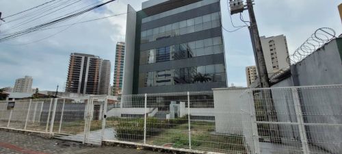 Prédio para venda e locação no bairro Papicu - Fortaleza/CE