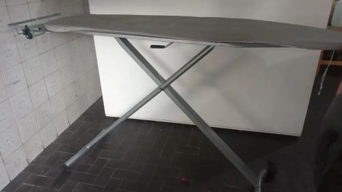 Tábua de Passar Roupa Dobrável