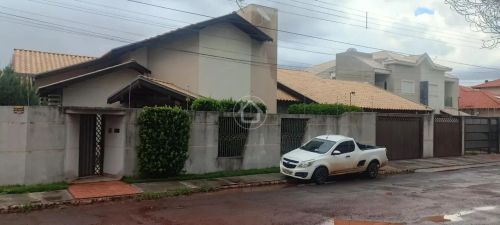 CASA COM 3 SUÍTES NO VILAS BOAS!