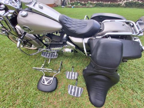 Harley-Davidson Road king FLHRC Classic 2008