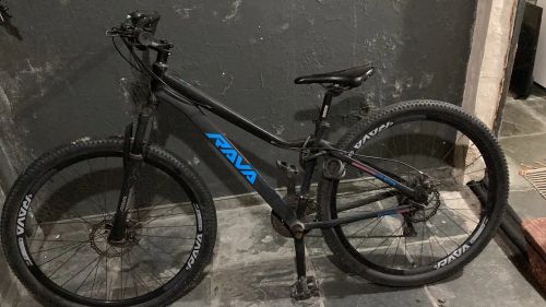 Bicicleta Semi nova 