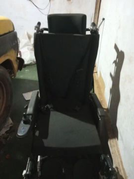 Cadeira de Rodas Elétrica 