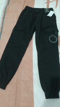 Calça Jogger Preta - Tamanho 10