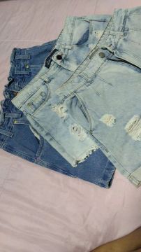 Short jeans feminino tamanho 42, 18 reais, short jeans feminino, tamanho 40, 15 reais/