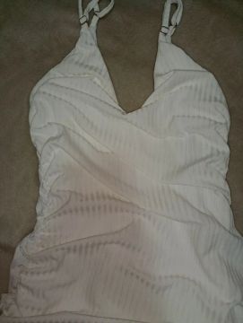 Vestido branco curto-NOVO