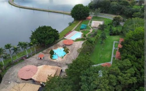 Vendo lote no Condomínio Aguas da Serra