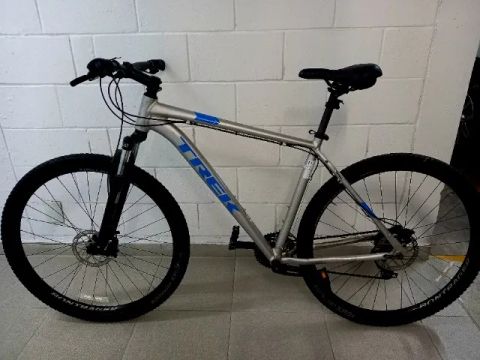 Bicicleta MTB Trek Marlin 4