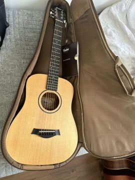 Violão Baby Taylor BT1