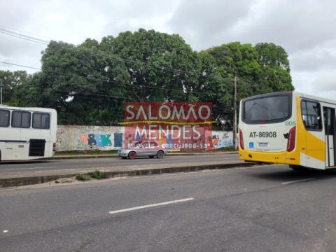 14.000 m², sendo 40mts X 350mts. Melhor área do tipo da região.
