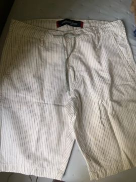 Bermuda masculina Colcci Listrada Branca 42