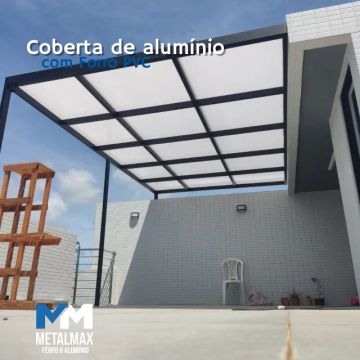 Coberta em Alumínio + Forro PVC