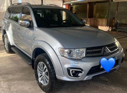 Pajero 4x4 flex 7 lugares impecável 