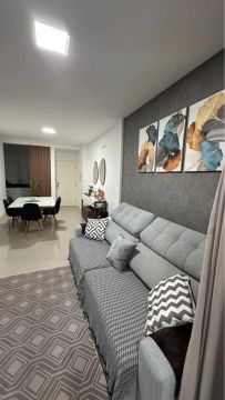Vendo apartamento no Jaraguá Esquerdo 