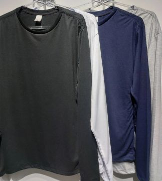 Camisetas básicas lisas, ótima qualidade