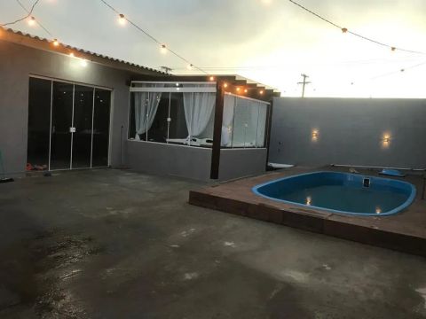 Casas e Sobrados em Rio Grande do Sul, Capão da Canoa, Rua Antônio Borba. 2 Banheiros 4 Do