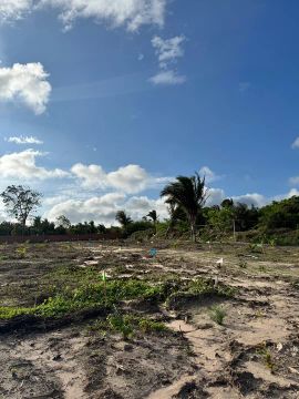 Terreno em loteamento bairro projetado área verde com excelente localização